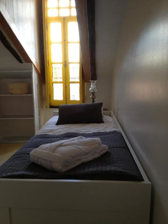Lisbon Rooftops Guesthouse Vendégház