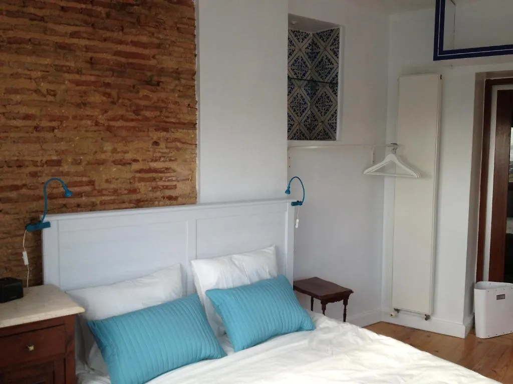 Lisbon Rooftops Guesthouse Guest house
